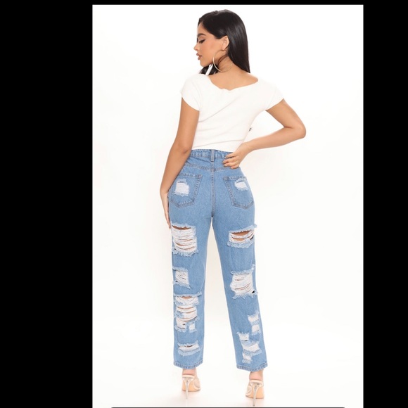 Fashion Nova Boyfriend Ripped Jeans. Size 28. - Picture 1 of 5